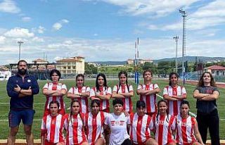 Antalyaspor Ragbi Kadın Takımı’ndan çeyrek final