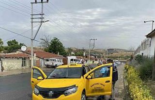 Arabayı çaldı, sahibine ‘gelin ben buradayım’...