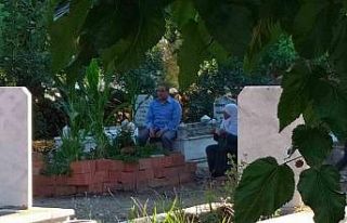 Arife günü Köyceğiz’de mezarlıklar ziyaret...