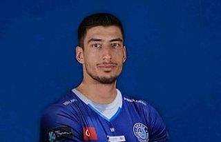 Arkas Spor’dan iki ayrılık