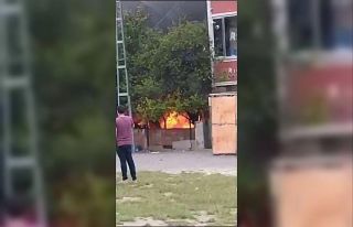 Arnavutköy’de bahçede bulunan kömürlük alev...