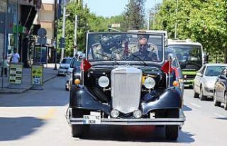 Atatürk’ün tören arabasını görenler şaştı...