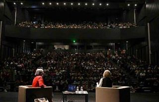 Ayşe Kulin, edebiyatseverlerle buluştu