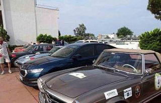 Ayvalık’ta klasik otomobiller 25. Batı Anadolu...