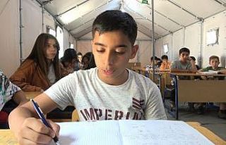 Azmettiler başardılar: Depremzede öğrenciler LGS’den...