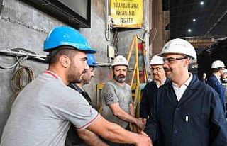 Bakan Kacır’dan sanayi tesislerine bayram ziyareti
