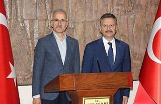 Bakan Uraloğlu, Vali Aksoy ile görüştü