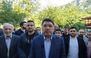 Bakan Yılmaz Tunç, baba ocağında bayramlaşma...