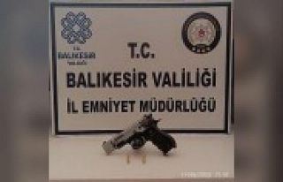 Balıkesir’de aranan 64 şahsa gözaltı