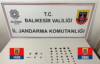 Balıkesir’de jandarmadan tarihi eser operasyonu