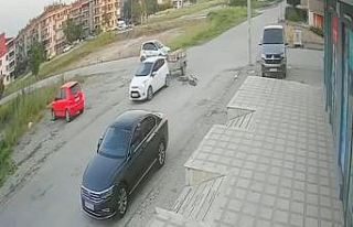 Balıkesir’de motosiklet sürücüsü çarptığı...