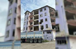 Banaz’ın meşhur perili evi yerle bir oldu