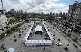 Başakşehir Belediyesi LGS tercih sürecinde gençlerin...