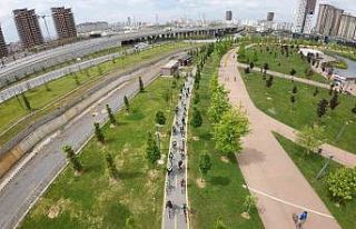 Başakşehir’de bisiklet tutkunları pedalları...