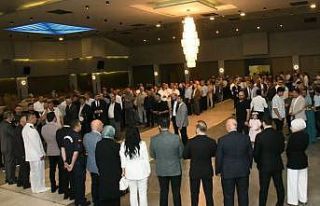 Başiskeleliler bayramlaştı, çocuklar harçlıklarına...