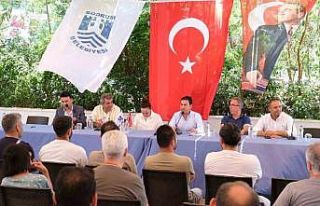 Başkan Aras, Bitez esnafıyla bir araya geldi