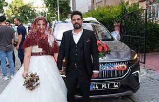 Başkan Gürkan’ın makam aracı TOGG gelin arabası...