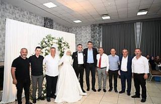 Başkan Kocaman mutluluklara ortak oluyor