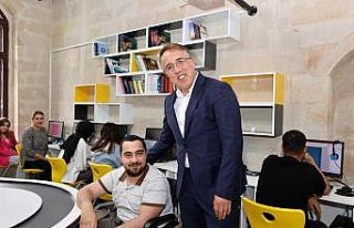 Başkan Savran, KAPEM kursiyeri gençlerle bir araya...