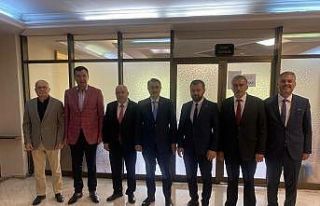 Başkan Suer, Dönmez’in devir teslim törenine...