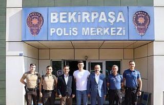 Başkan Talus, bayramda da çalışanları unutmadı