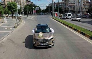 Başkanın TOGG’u gelin arabası oldu