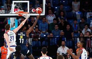Basketbol Süper Ligi: A. Efes: 97 - Fenerbahçe Beko:...