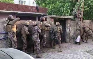 Batman’da 12 şüpheli çeşitli suçlardan tutuklandı