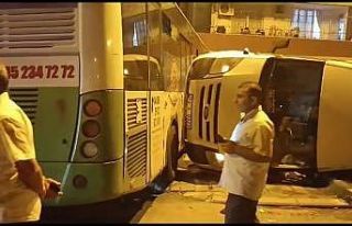 Batman’da belediye otobüsü ve minibüs çarpıştı:...