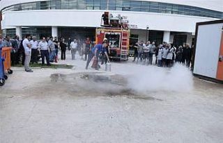 Bayburt Devlet Hastanesi’nde yangın tatbikatı...