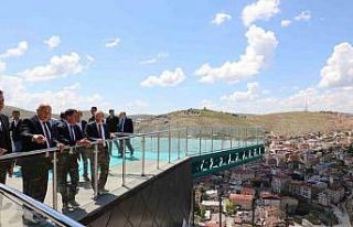 Bayburt seyir terasına kavuştu