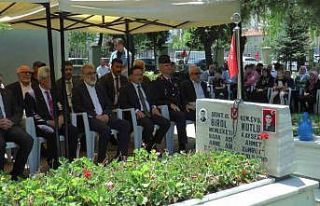 Bayram arefesinde şehitler için dua edildi