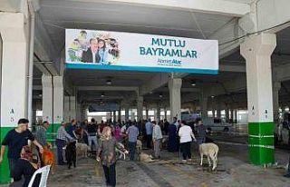 Bayram huzuru Tepebaşı’nda