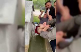 Bayram namazına gelmeyenlere “sulu” şaka