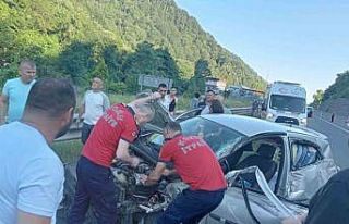 Bayram sabahı kaza yapan çifti ölüm ayırdı