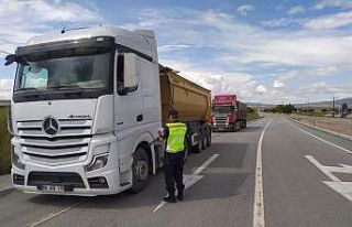 Bayram tatilinde kara yollarında 994 jandarma personeli...