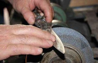 Bıçaklar kurbana bileniyor