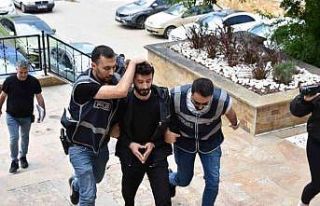 Bilecik’te gazeteciyi silahla ağır yaralayan şahıs...