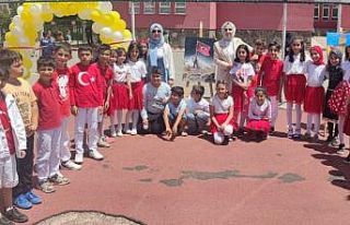 Bingöl’de ilkokul öğrencileri resim sergisi açtı