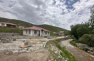 Bingöl’ün köylerinde alt ve üst yapı çalışmaları...