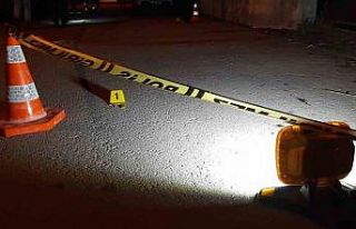 Birbirlerine ateş açıp kaçtılar, ortalık savaş...