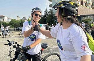 Bisiklet Günü’nü pedal çevirerek kutladılar