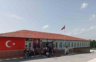 Bu okulda öğrenciler ticareti öğreniyor