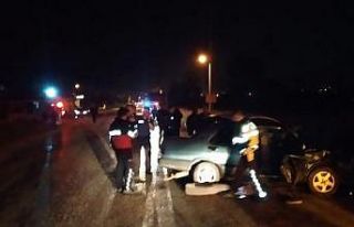 Burdur’da iki otomobil çarpıştı: 5 yaralı
