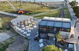 Burhaniye’de Özgürlük Kafe hizmete girdi