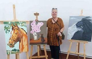 Burhaniye’de resim sergisi ilgi gördü