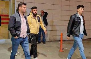 Bursa’da hırsız ev sahibini bıçakladı