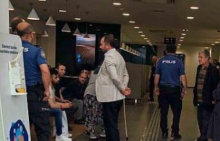 Bursa’da yaşlı kadını dolandırılmaktan polis...