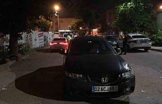 Çalıntı araba ile gezerken polisin dikkati ile...