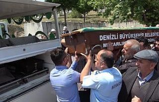 Çamurda kaybolan araçtan cansız bedeni çıkan...